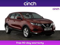Red Used 2019 Nissan Qashqai Acenta Premium SUV | £10,349 (Good price)