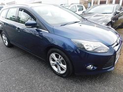 Blue Used 2012 Ford Focus Zetec Estate | £5,995 (Fair price)