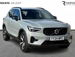 Vapour grey Used 2024 Volvo XC40 Plus SUV | £31,293 (Fair price)