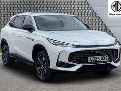 White Used 2025 MG HS Trophy SUV | £22,707 (Expensive)