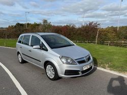 Silver Used 2007 Vauxhall Zafira MPV | £1,850 (A bit pricey)