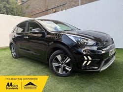 Black Used 2019 Kia Niro 2 SUV | £10,295 (A bit pricey)