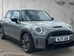 Moonwalk grey Used 2021 Mini Cooper S Exclusive Hatchback | £18,513 (Fair price)