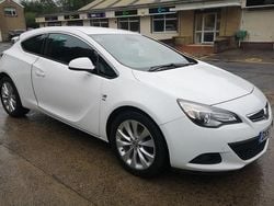 White Used 2013 Vauxhall Astra GTC SRi Coupe | £3,995 (Fair price)