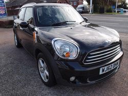 Black Used 2012 Mini Cooper D Countryman SUV | £4,995 (Expensive)