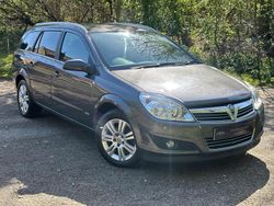 Grey Used 2009 Vauxhall Astra Design Edition Estate | £2,995 (Fair price)