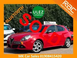 Alfa red Used 2015 Alfa Romeo Giulietta Sprint Hatchback | £6,595 (Fair price)