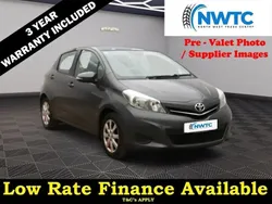 Grey Used 2013 Toyota Yaris Hatchback | £5,695 (Good price)