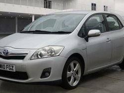 Silver Used 2010 Toyota Auris Hybrid Hatchback | £5,975 (Fair price)