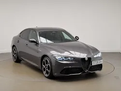 Metallic vulcano black New 2025 Alfa Romeo Giulia Veloce Sedan | £38,998 (Fair price)