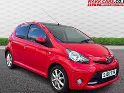 Multicolour Used 2013 Toyota Aygo Hatchback | £3,995 (Fair price)