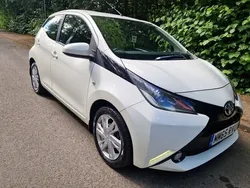 White Used 2015 Toyota Aygo x-press Hatchback | £5,495 (Fair price)