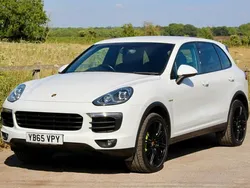 White Used 2015 Porsche Cayenne SUV | £21,450 (Fair price)