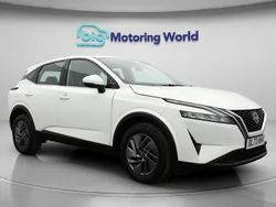 White Used 2023 Nissan Qashqai Acenta Premium SUV | £16,800 (Good price)