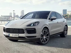 Crayon Used 2022 Porsche Cayenne Platinum Edition SUV | £70,000