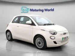 White Used 2022 Fiat 500e Icon Hatchback | £11,000 (Good price)
