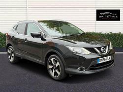 Black Used 2016 Nissan Qashqai N-Connecta SUV | £5,250 (A bit pricey)