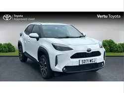 White Used 2021 Toyota Yaris Cross Design SUV | £18,220 (Good price)