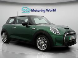 Green Used 2022 Mini Cooper SE Hatch Hatchback | £15,300 (Fair price)
