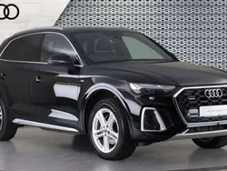Black Used 2024 Audi Q5 S-Line SUV | £39,966 (Fair price)