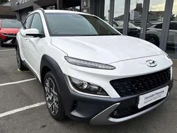 White Used 2022 Hyundai Kona Premium SUV | £20,408 (A bit pricey)