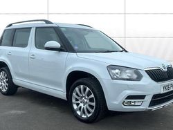 White Used 2016 Skoda Yeti SE L SUV | £12,970 (Fair price)