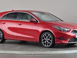 Red Used 2021 Kia Ceed Hatchback | £12,498 (Good price)