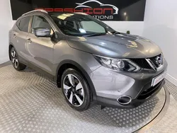 Grey Used 2016 Nissan Qashqai N-Connecta SUV | £8,995 (Fair price)