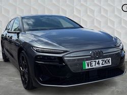 Grey Used 2025 Audi e-tron Performance SUV | £62,500