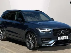 Blue Used 2021 Volvo XC90 Momentum SUV | £40,000 (Expensive)