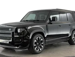 Used 2024 Land Rover Defender SE Dynamic SUV | £53,820 (Super price)