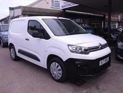 White Used 2021 Citroën Berlingo PureTech MPV | £11,875 (Fair price)