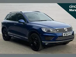 Blue Used 2016 VW Touareg R-line SUV | £18,403 (Fair price)