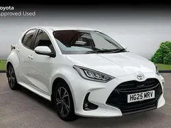 White New 2025 Toyota Yaris Hybrid Design Hatchback | £20,850 (Fair price)