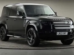 Used 2025 Land Rover Defender HSE Dynamic SUV | £61,000 (Good price)