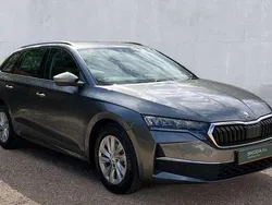 Grey New 2024 Skoda Octavia SE Technology Estate | £24,332 (Good price)