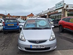 Silver Used 2005 Honda Jazz SE Hatchback | £4,195 (A bit pricey)