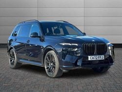 Black Used 2022 BMW X7 M Sport SUV | £58,995 (Fair price)