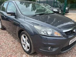 Grey Used 2009 Ford Focus Zetec Hatchback | £3,290 (Good price)