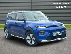 Blue Used 2022 Kia Soul EV SUV | £15,891 (Fair price)