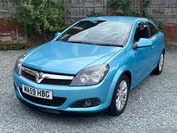 Blue Used 2010 Vauxhall Astra SRi Hatchback | £1,500 (Super price)