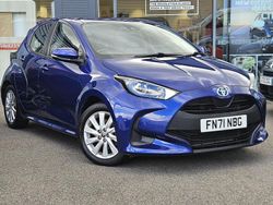 Blue Used 2021 Toyota Yaris Hybrid Hatchback | £10,995 (Fair price)