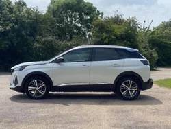 White Used 2024 Peugeot 3008 Allure SUV | £21,464 (Fair price)