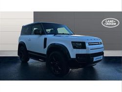 White Used 2022 Land Rover Defender SE Dynamic SUV | £53,424 (Super price)