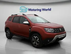 Red Used 2022 Dacia Duster Prestige SUV | £13,000 (Fair price)