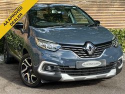 Blue/black Used 2018 Renault Captur Dynamique SUV | £9,485 (Fair price)