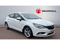 White Used 2017 Vauxhall Astra SRi Hatchback | £7,299 (Fair price)