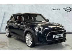 Black Used 2022 Mini Cooper Exclusive Hatchback | £19,650 (Fair price)