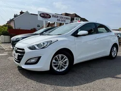 White Used 2015 Hyundai i30 SE Hatchback | £7,699 (Expensive)