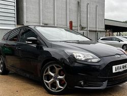 Black Used 2014 Ford Focus ST Hatchback | £6,600 (Fair price)